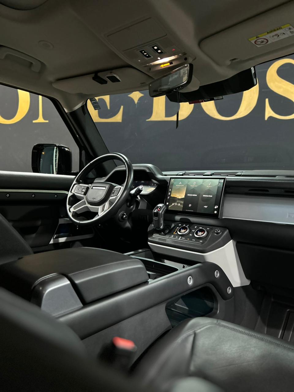 LAND ROVER DEFENDER 2.0 P300 GASOLINA 110 HSE AWD AUTOMÁTICO 2022 - Image 8