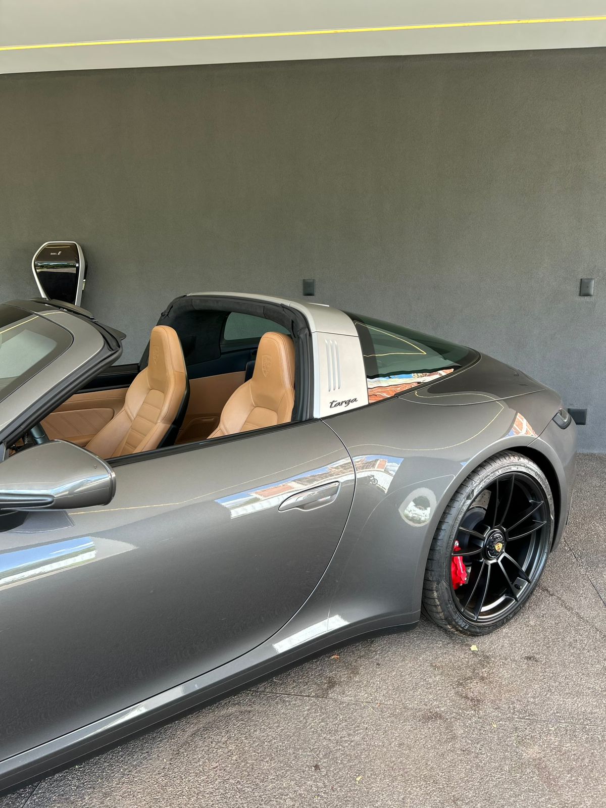 PORSCHE 911 3.0 24V H6 GASOLINA TARGA 4 GTS PDK 2024 - Image 7