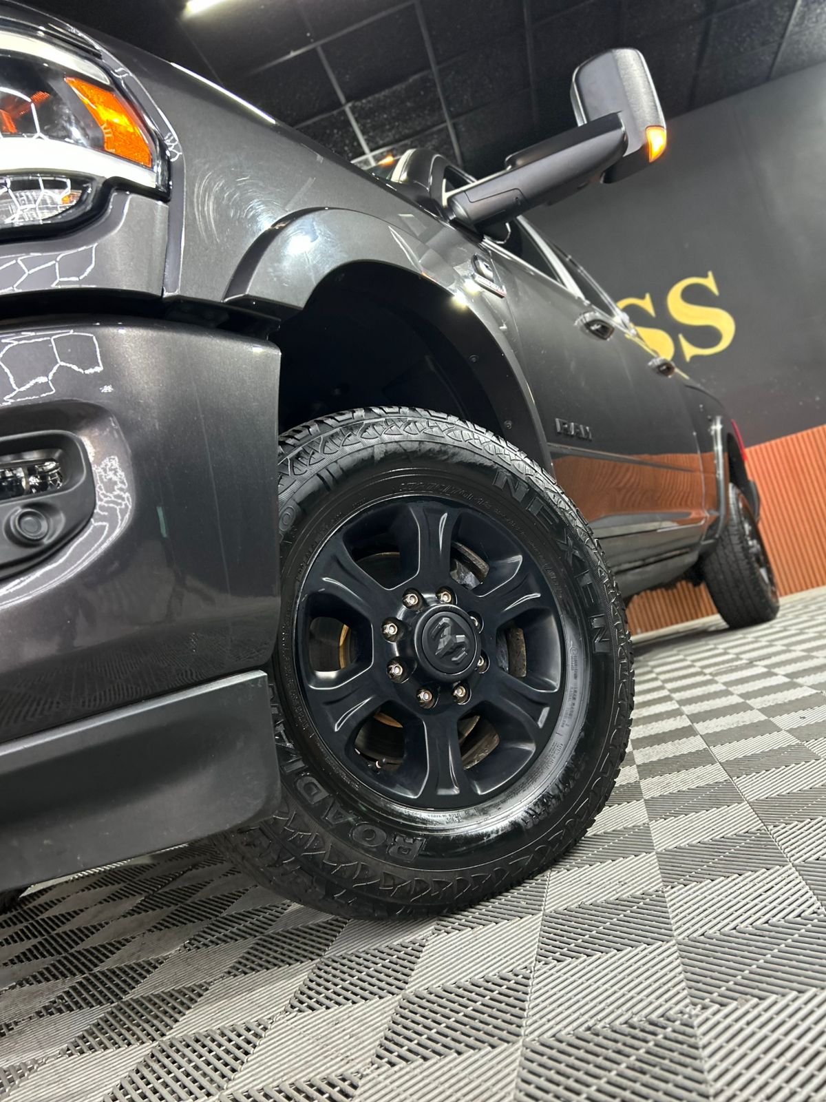 RAM 2500 6.7 I6 TURBO DIESEL NIGHT EDITION CD 4X4 AUTOMÁTICO 2021 - Image 6