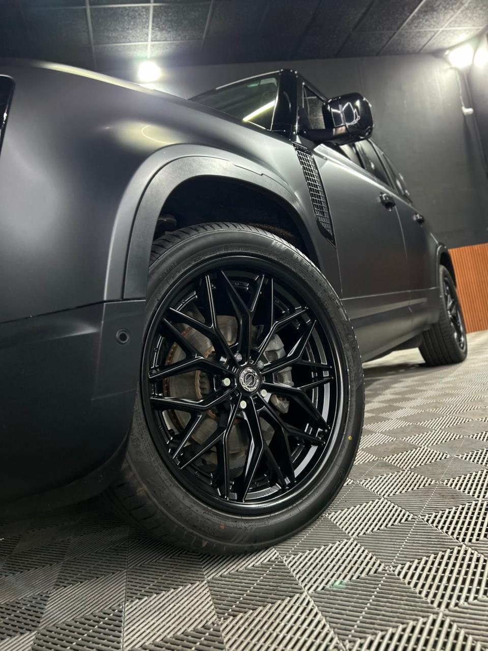 LAND ROVER DEFENDER 2.0 P300 GASOLINA 110 SE AWD AUTOMÁTICO 2022 - Image 8