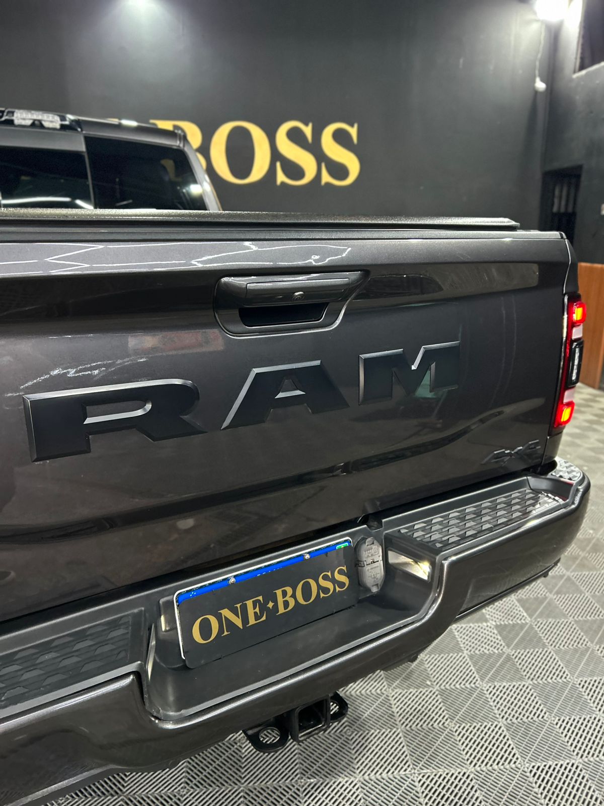 RAM 2500 6.7 I6 TURBO DIESEL NIGHT EDITION CD 4X4 AUTOMÁTICO 2021 - Image 8