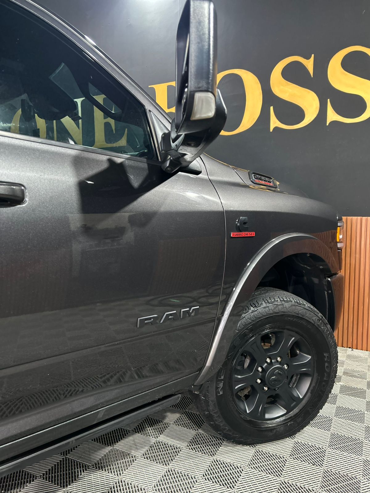 RAM 2500 6.7 I6 TURBO DIESEL NIGHT EDITION CD 4X4 AUTOMÁTICO 2021 - Image 20