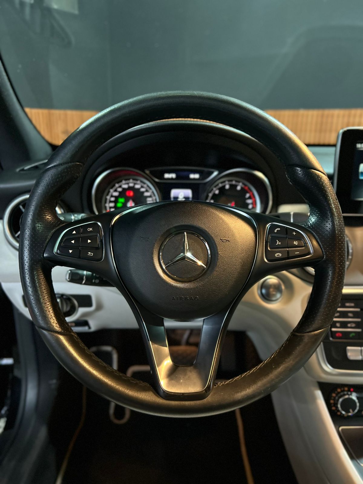 MERCEDES-BENZ CLA 200 1.6 VISION 16V FLEX 4P AUTOMÁTICO - Image 16