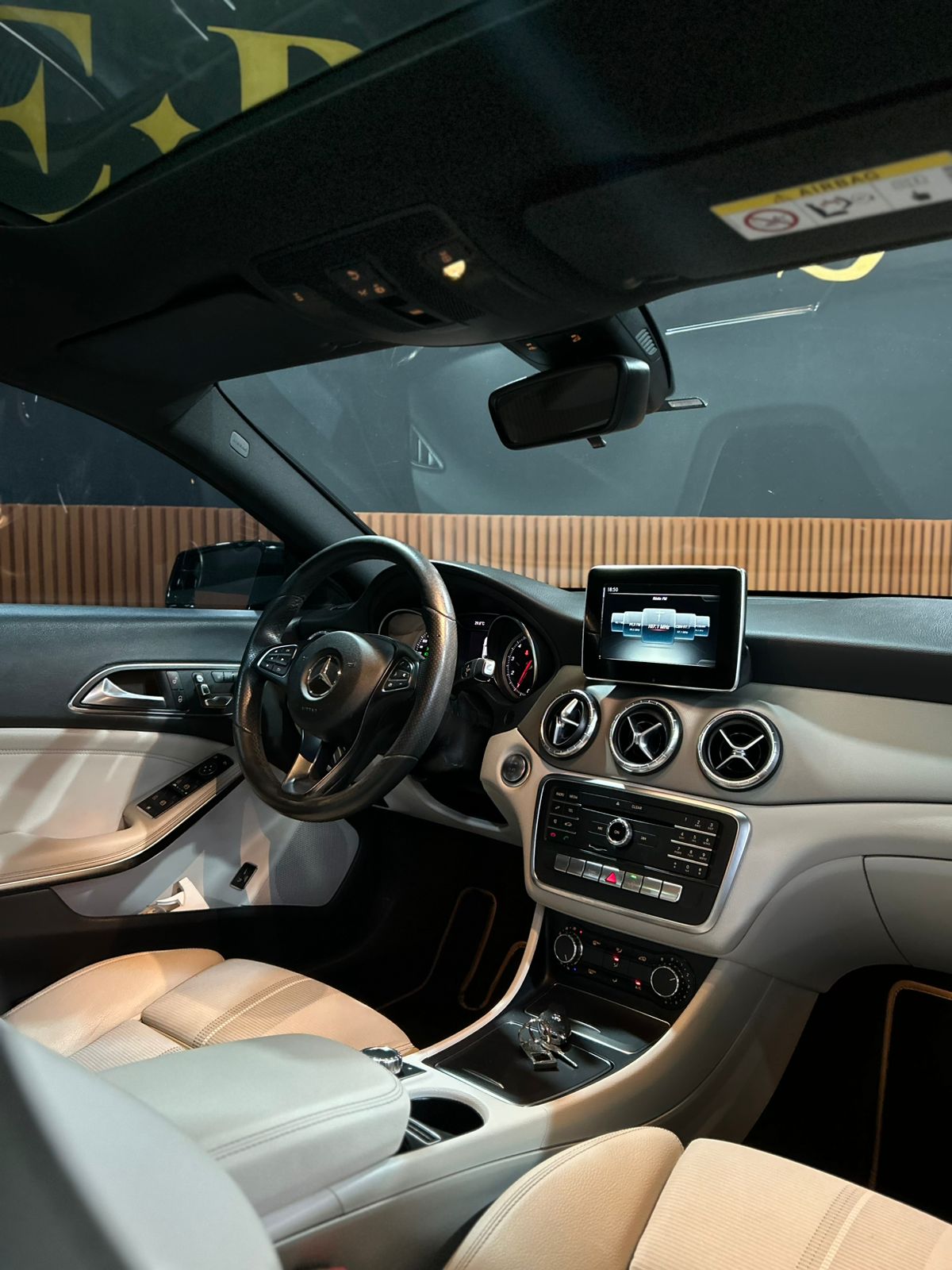 MERCEDES-BENZ CLA 200 1.6 VISION 16V FLEX 4P AUTOMÁTICO - Image 26