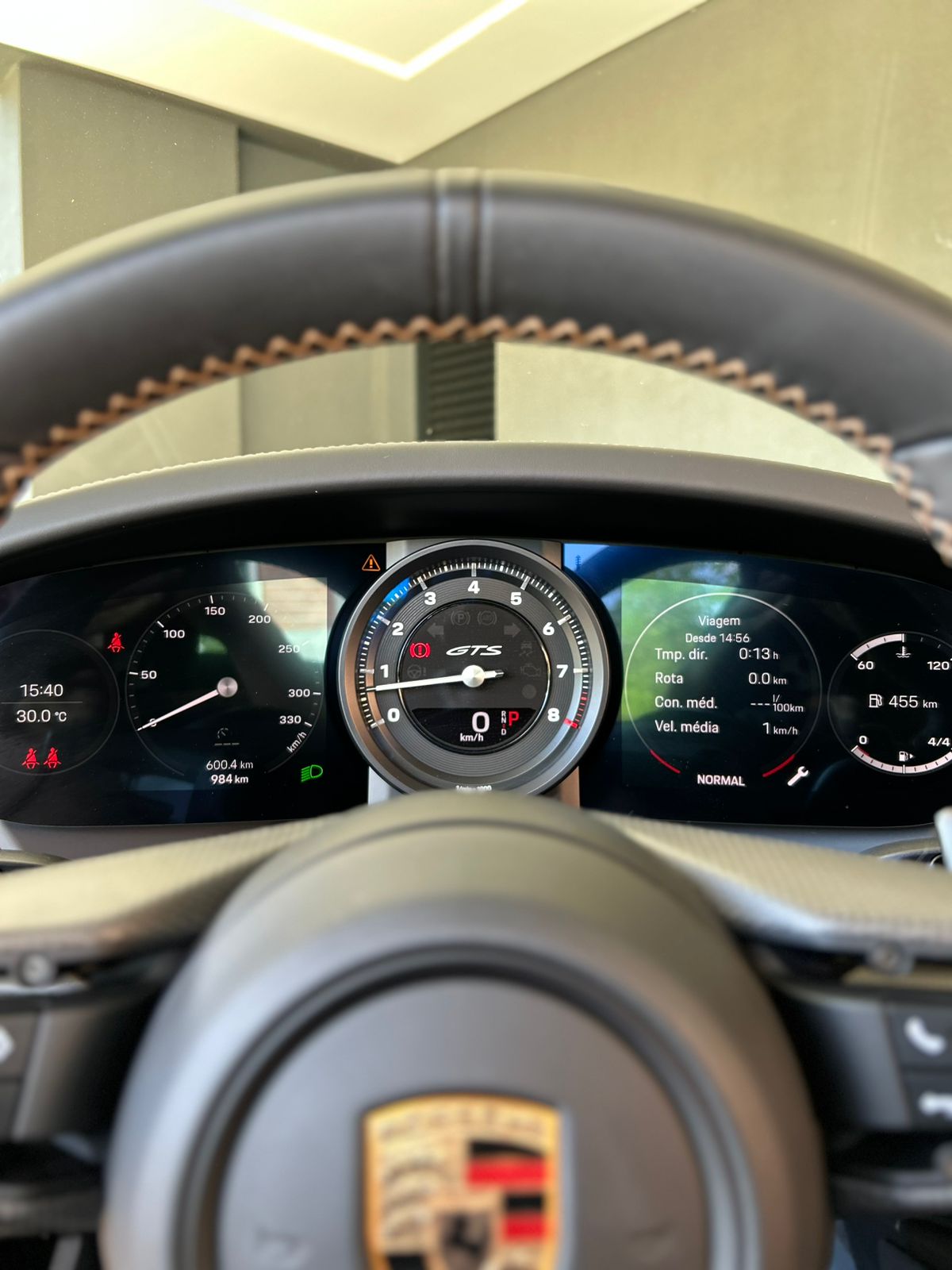 PORSCHE 911 3.0 24V H6 GASOLINA TARGA 4 GTS PDK 2024 - Image 32