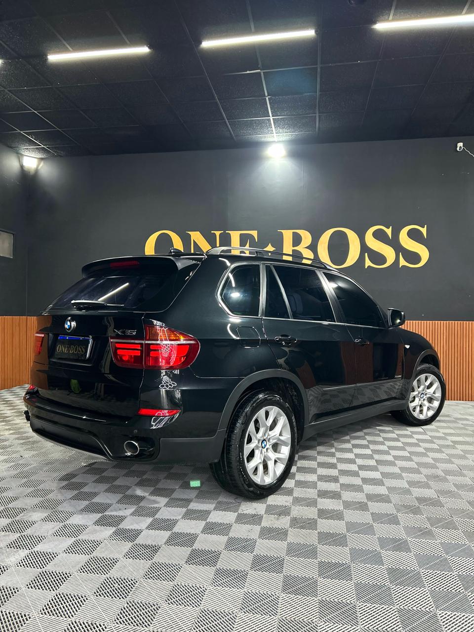 BMW X5 3.0 I6 TURBO GASOLINA XDRIVE35I AUTOMÁTICO 2013 - Imagem 3