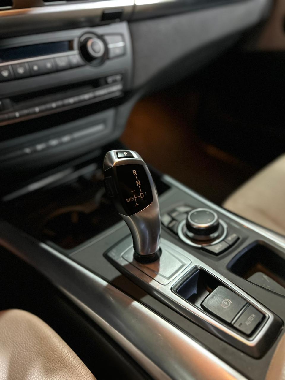 BMW X5 3.0 I6 TURBO GASOLINA XDRIVE35I AUTOMÁTICO 2013 - Imagem 14