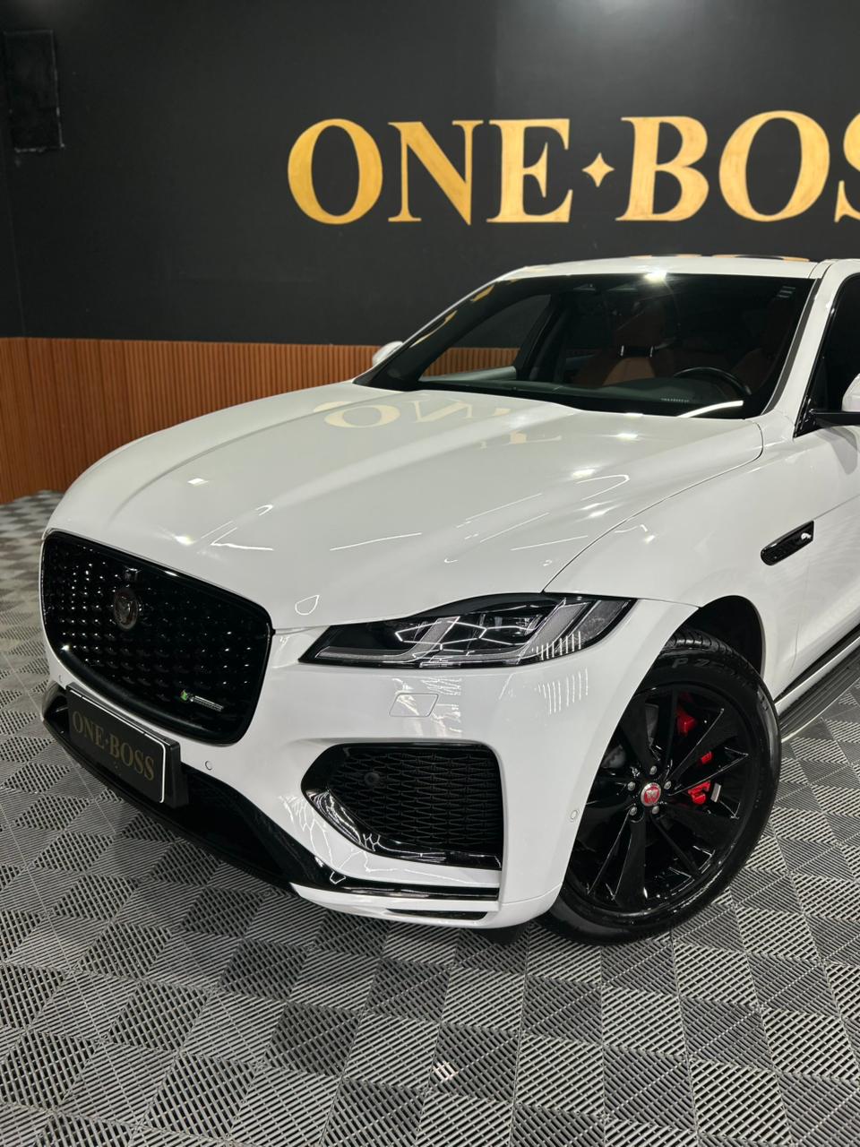 JAGUAR F-PACE 3.0 P340 MHEV R-DYNAMIC S AWD AUTOMÁTICO 2021 - Imagem 3