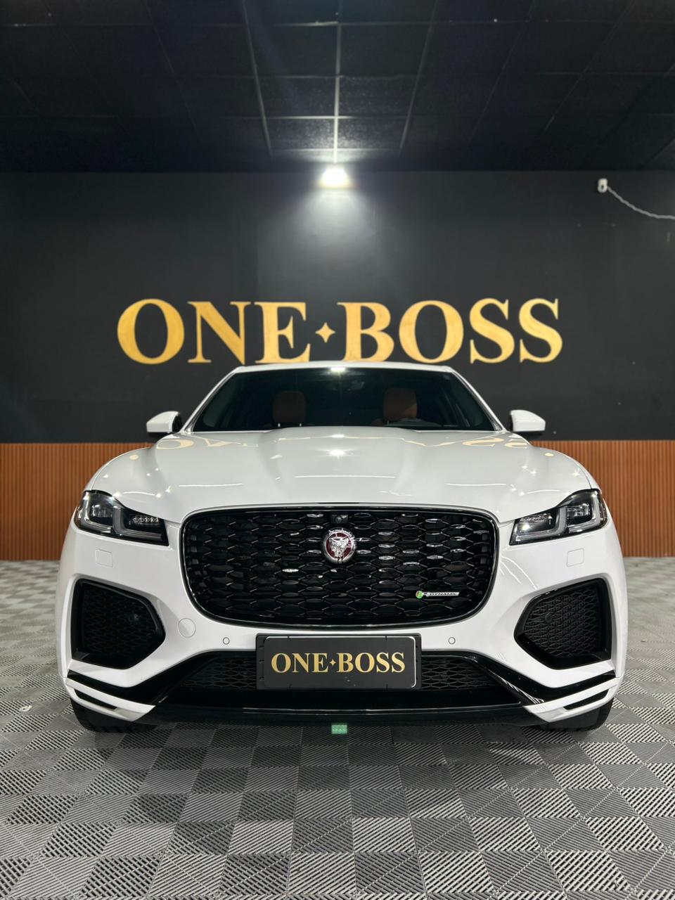 JAGUAR F-PACE 3.0 P340 MHEV R-DYNAMIC S AWD AUTOMÁTICO 2021 - Imagem 4