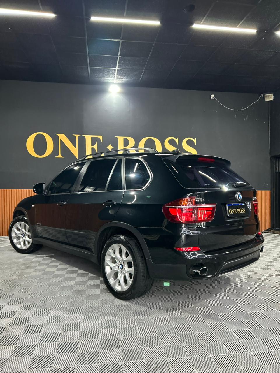 BMW X5 3.0 I6 TURBO GASOLINA XDRIVE35I AUTOMÁTICO 2013 - Imagem 4