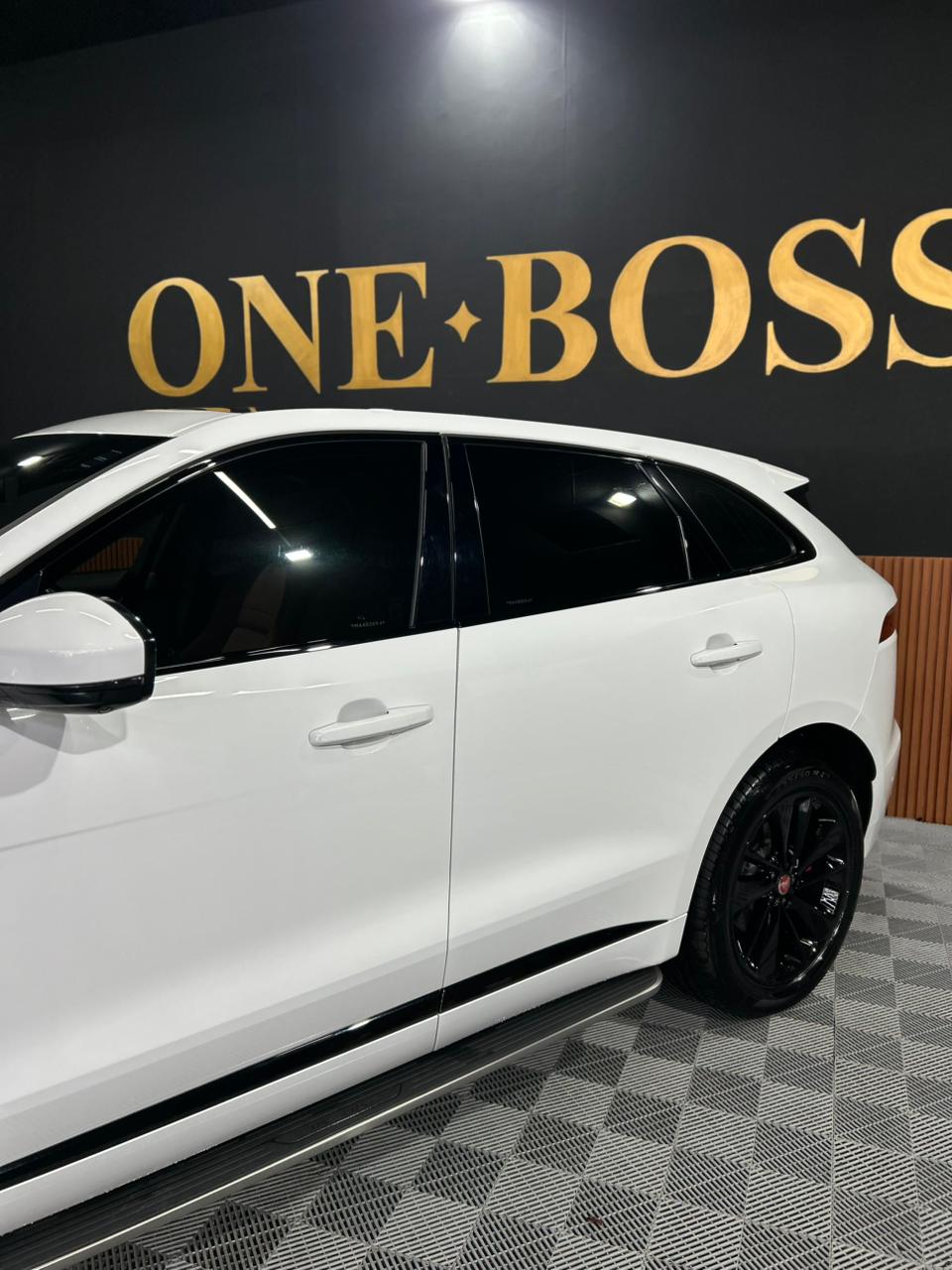 JAGUAR F-PACE 3.0 P340 MHEV R-DYNAMIC S AWD AUTOMÁTICO 2021 - Imagem 10