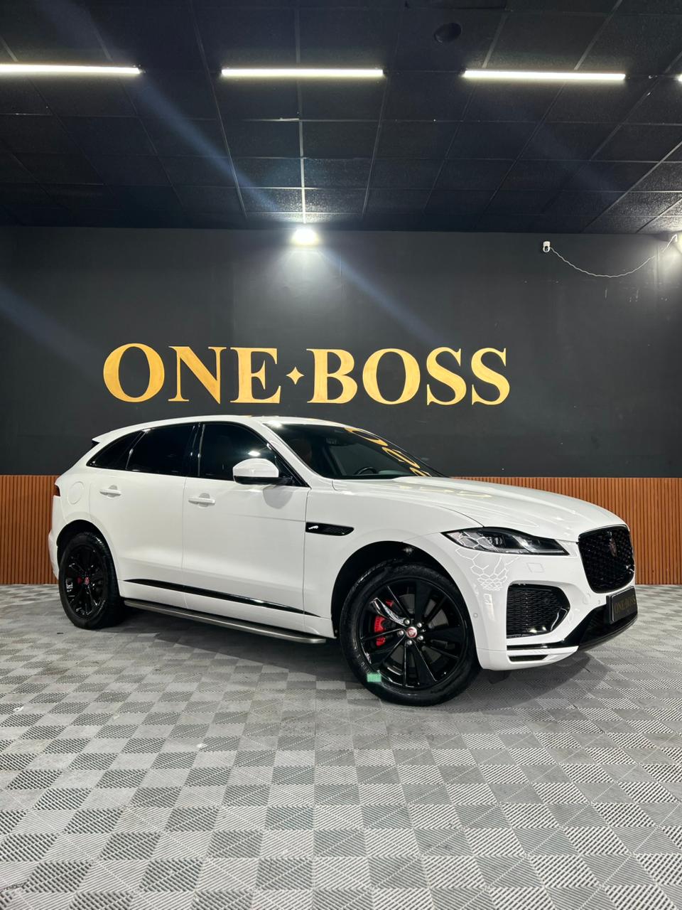 JAGUAR F-PACE 3.0 P340 MHEV R-DYNAMIC S AWD AUTOMÁTICO 2021 - Imagem 20