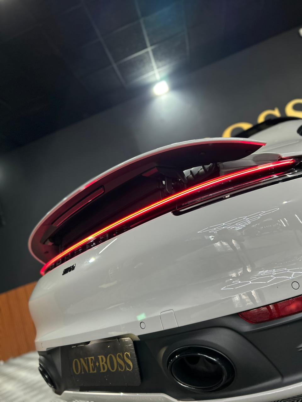 PORSCHE 911 3.0 24V H6 GASOLINA CARRERA PDK 2024 - Imagem 10