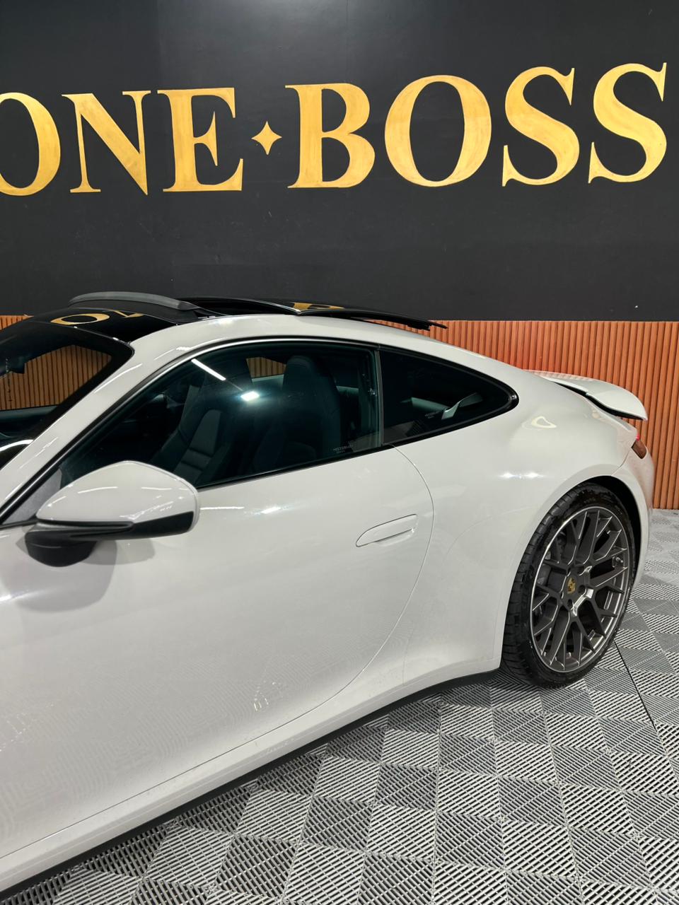 PORSCHE 911 3.0 24V H6 GASOLINA CARRERA PDK 2024 - Imagem 25