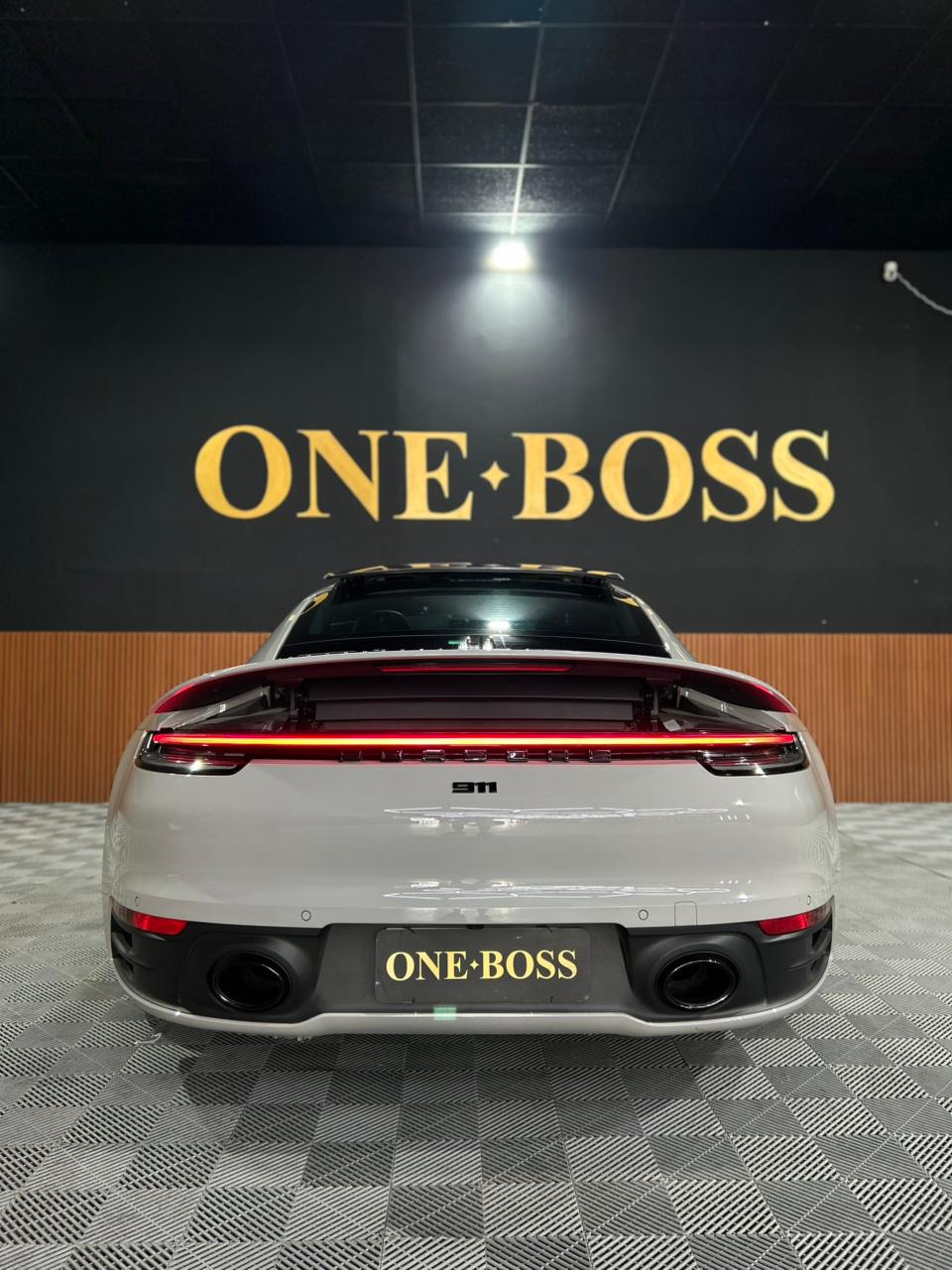 PORSCHE 911 3.0 24V H6 GASOLINA CARRERA PDK 2024 - Imagem 28