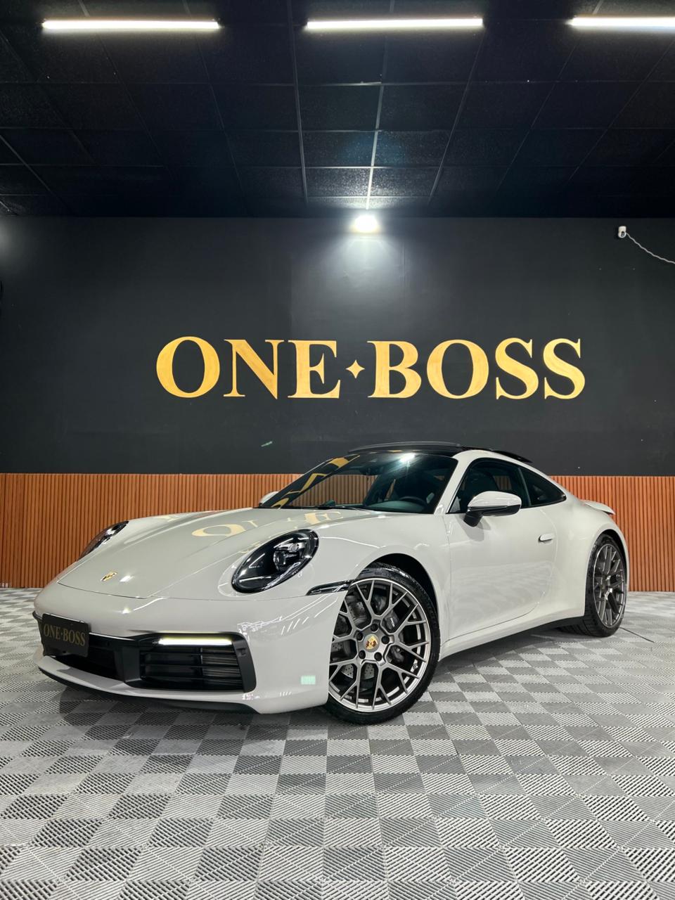PORSCHE 911 3.0 24V H6 GASOLINA CARRERA PDK 2024 - Imagem 31