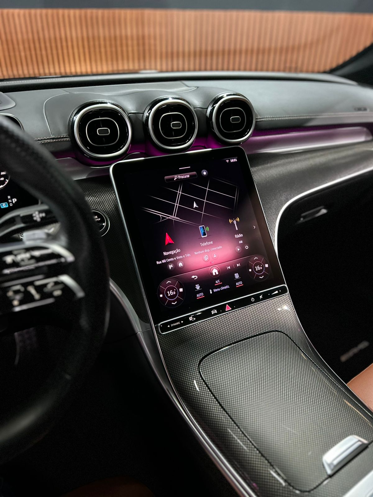 MERCEDES-BENZ C 300 2.0 EQ BOOST HÍBRIDO AMG LINE 9G-TRONIC 2024 - Imagem 15