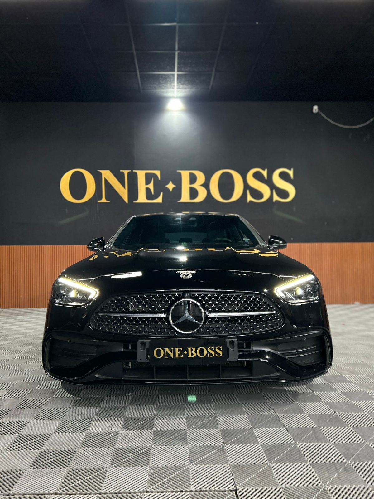 MERCEDES-BENZ C 300 2.0 EQ BOOST HÍBRIDO AMG LINE 9G-TRONIC 2024 - Imagem 18