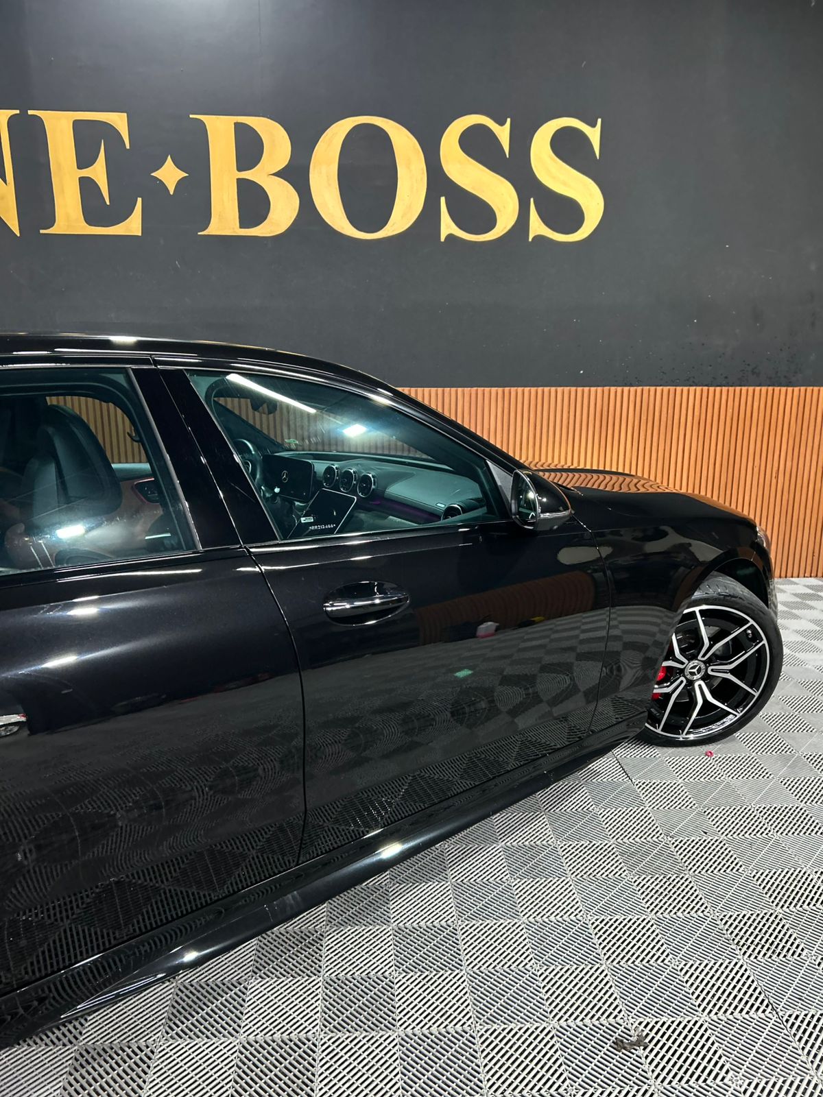 MERCEDES-BENZ C 300 2.0 EQ BOOST HÍBRIDO AMG LINE 9G-TRONIC 2024 - Imagem 7