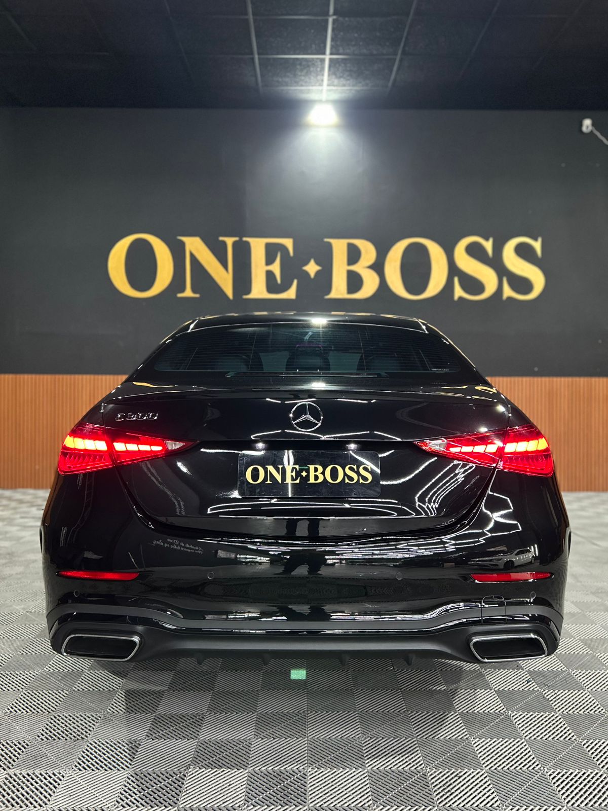 MERCEDES-BENZ C 300 2.0 EQ BOOST HÍBRIDO AMG LINE 9G-TRONIC 2024 - Imagem 2