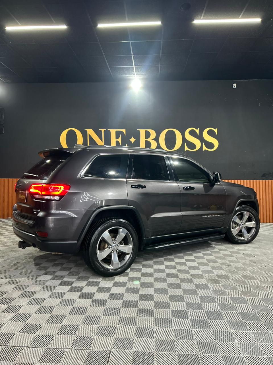 JEEP GRAND CHEROKEE 3.0 LIMITED 4X4 V6 24V TURBO DIESEL 4P AUTOMÁTICO 2015 - Imagem 10