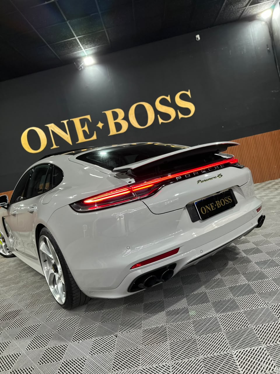 PORSCHE PANAMERA 2.9 V6 E-HYBRID 4S PDK 2023 - Imagem 39