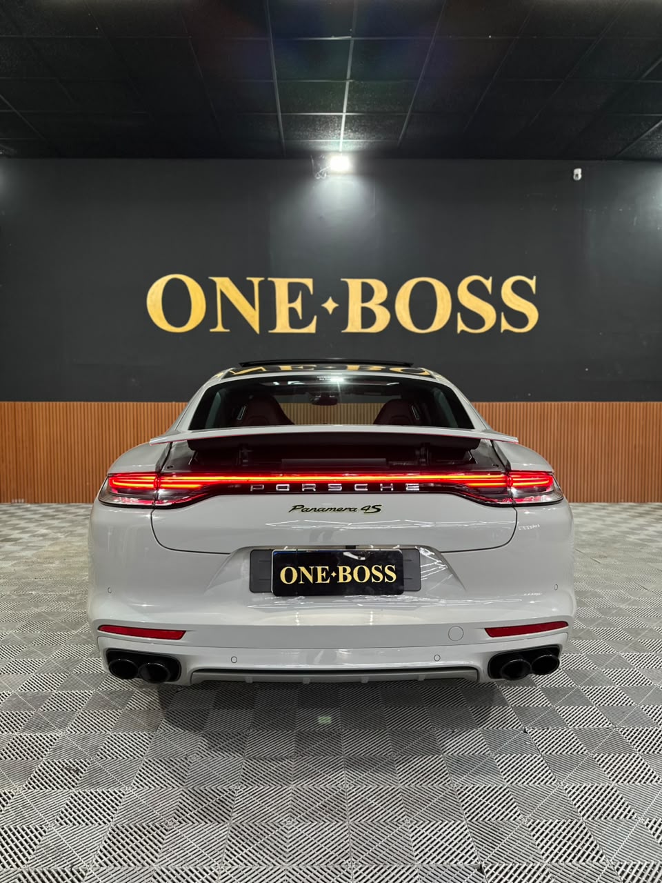 PORSCHE PANAMERA 2.9 V6 E-HYBRID 4S PDK 2023 - Imagem 42