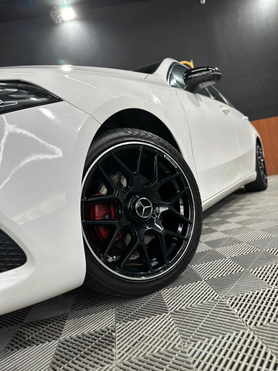 MERCEDES-BENZ A 200 1.6 CGI FLEX 7G-DCT 2019 - Imagem 3