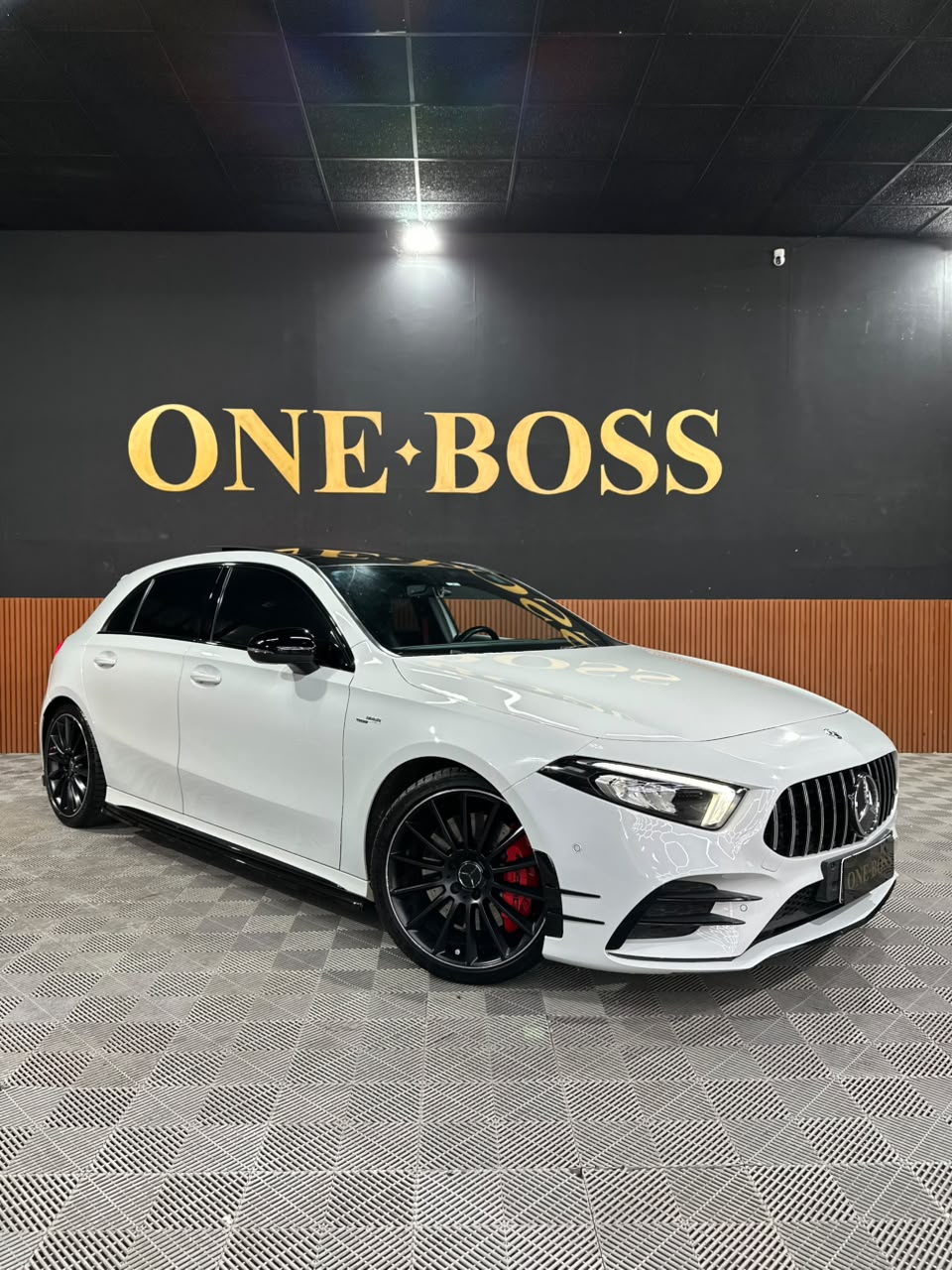 MERCEDES-BENZ A 35 AMG 2.0 CGI GASOLINA 4MATIC 7G-DCT - Imagem 7