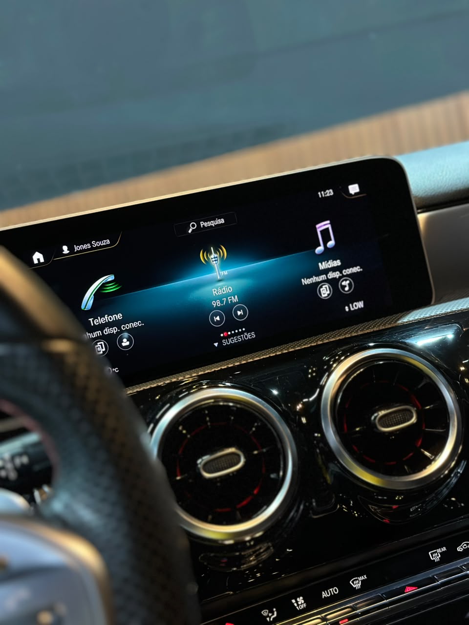 MERCEDES-BENZ A 35 AMG 2.0 CGI GASOLINA 4MATIC 7G-DCT - Imagem 15