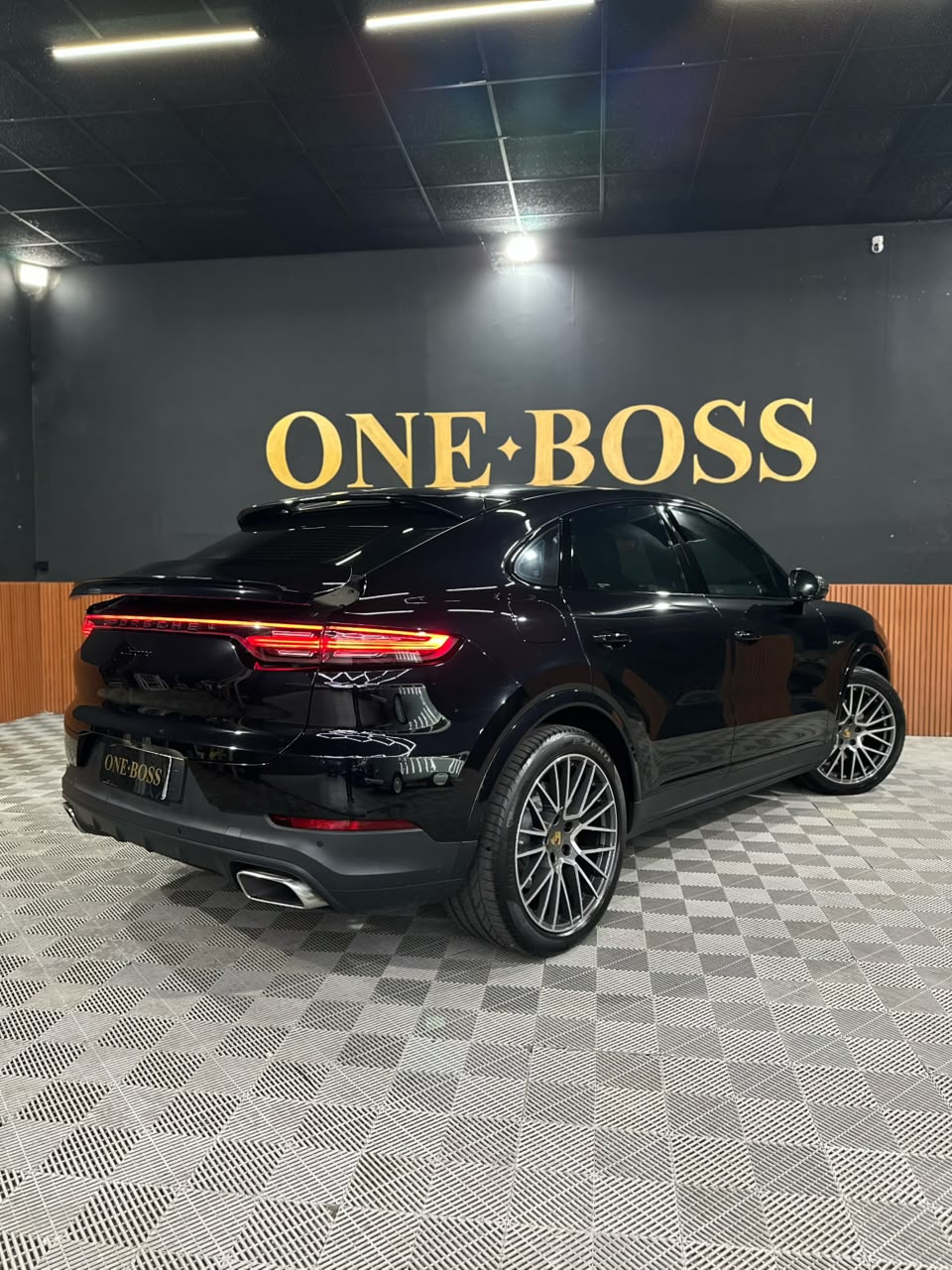 PORSCHE CAYENNE 3.0 V6 E-HYBRID COUPÉ AWD TIPTRONIC S 2021/2022 - Imagem 21