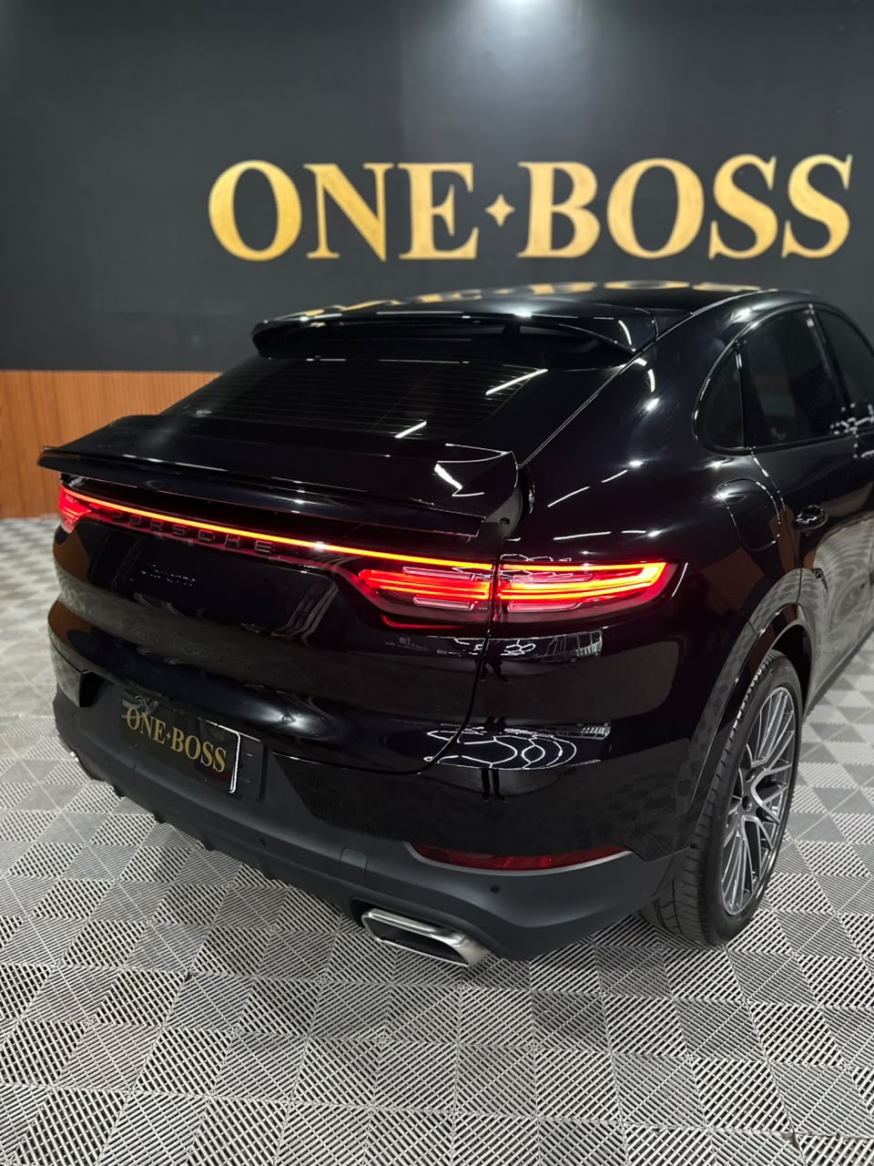 PORSCHE CAYENNE 3.0 V6 E-HYBRID COUPÉ AWD TIPTRONIC S 2021/2022 - Imagem 26