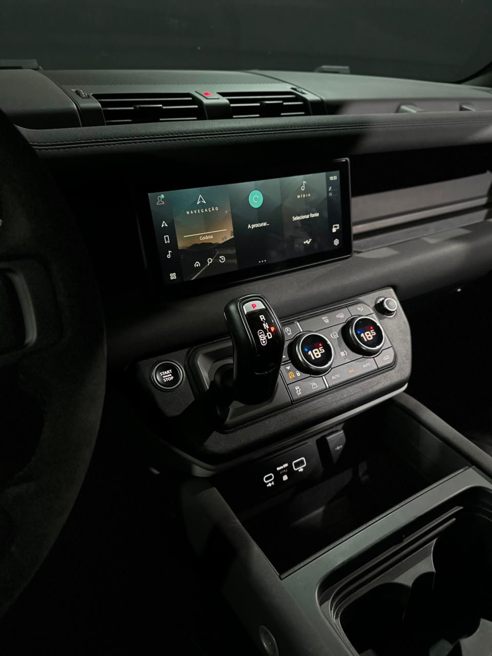 LAND ROVER DEFENDER 2.0 P300 GASOLINA 110 SE AWD AUTOMÁTICO 2021/2022 - Imagem 10