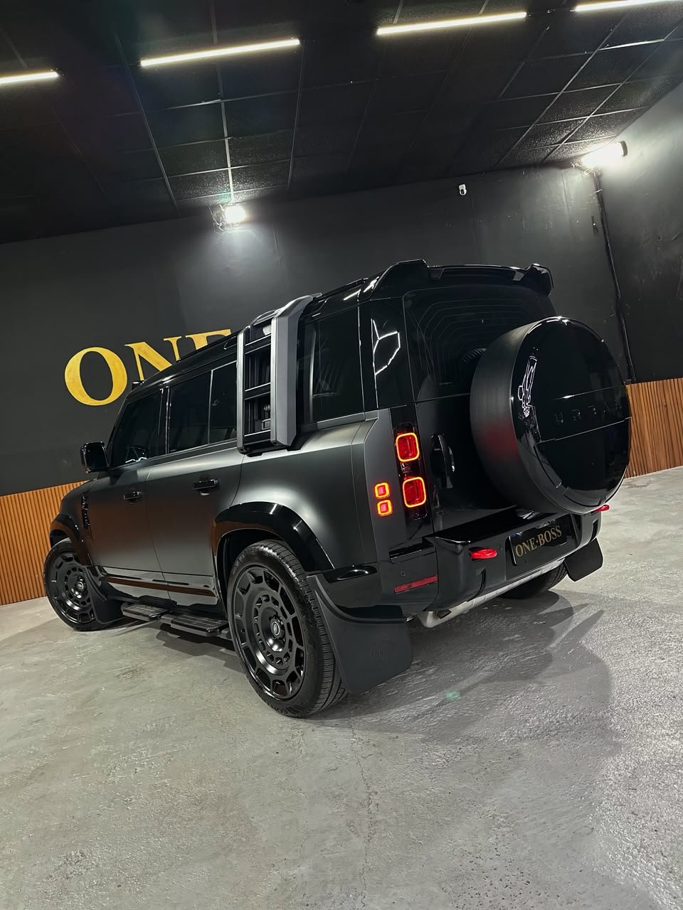 LAND ROVER DEFENDER 2.0 P300 GASOLINA 110 SE AWD AUTOMÁTICO 2021/2022 - Imagem 14