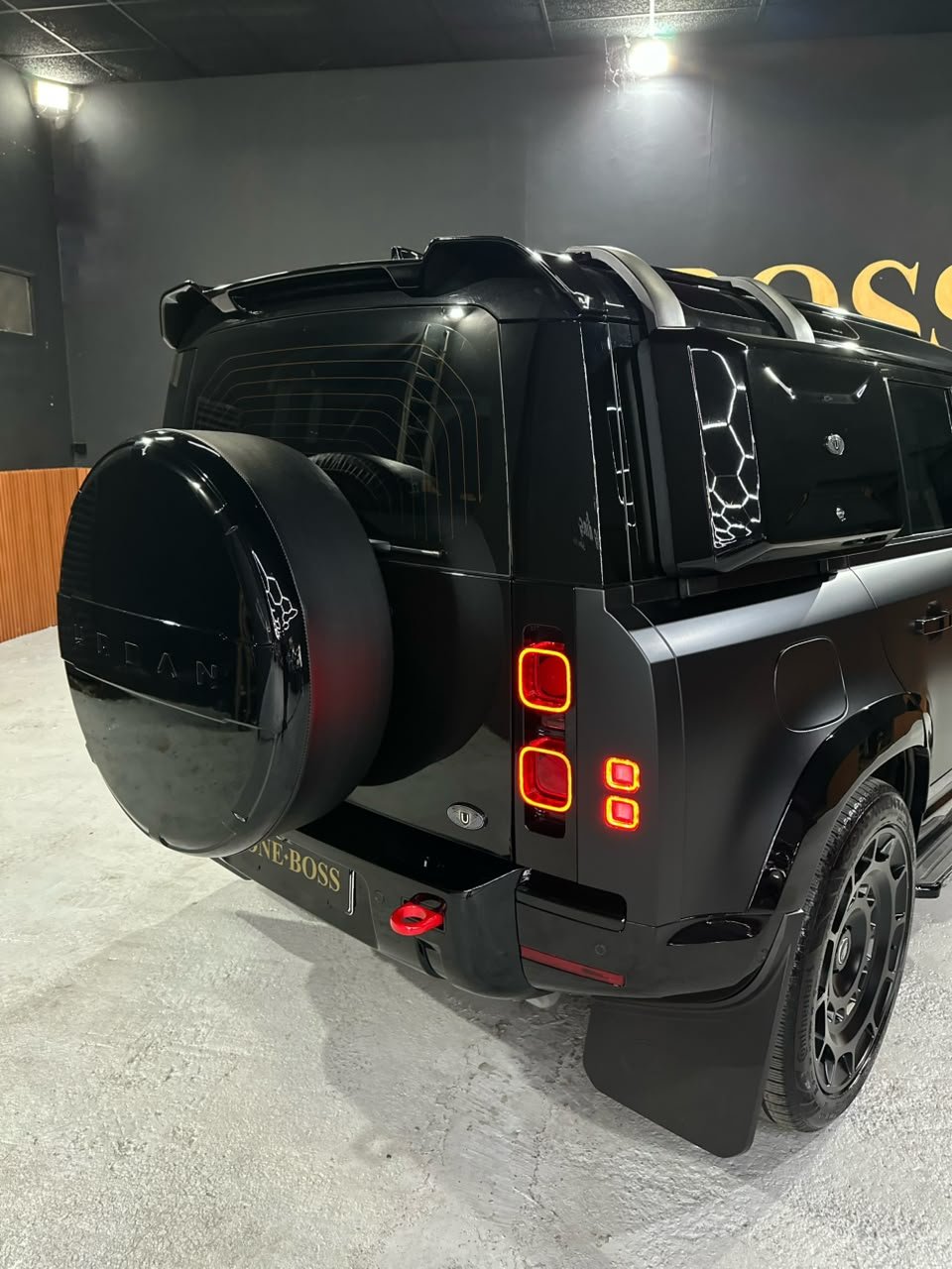 LAND ROVER DEFENDER 2.0 P300 GASOLINA 110 SE AWD AUTOMÁTICO 2021/2022 - Imagem 21