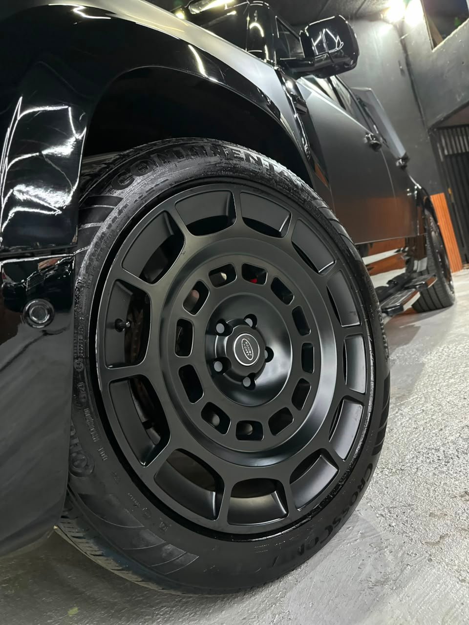 LAND ROVER DEFENDER 2.0 P300 GASOLINA 110 SE AWD AUTOMÁTICO 2021/2022 - Imagem 22