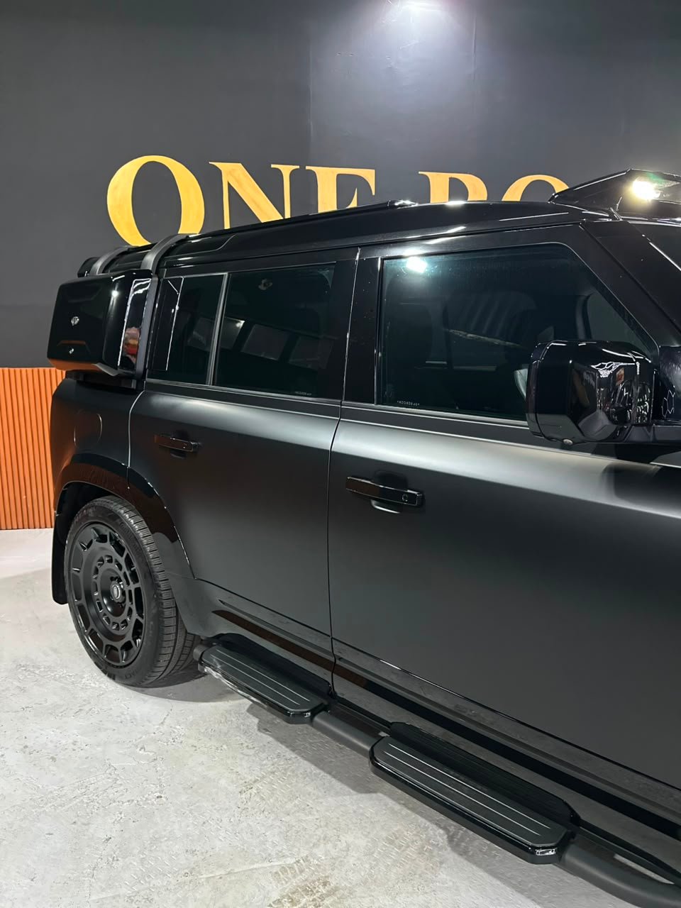 LAND ROVER DEFENDER 2.0 P300 GASOLINA 110 SE AWD AUTOMÁTICO 2021/2022 - Imagem 28