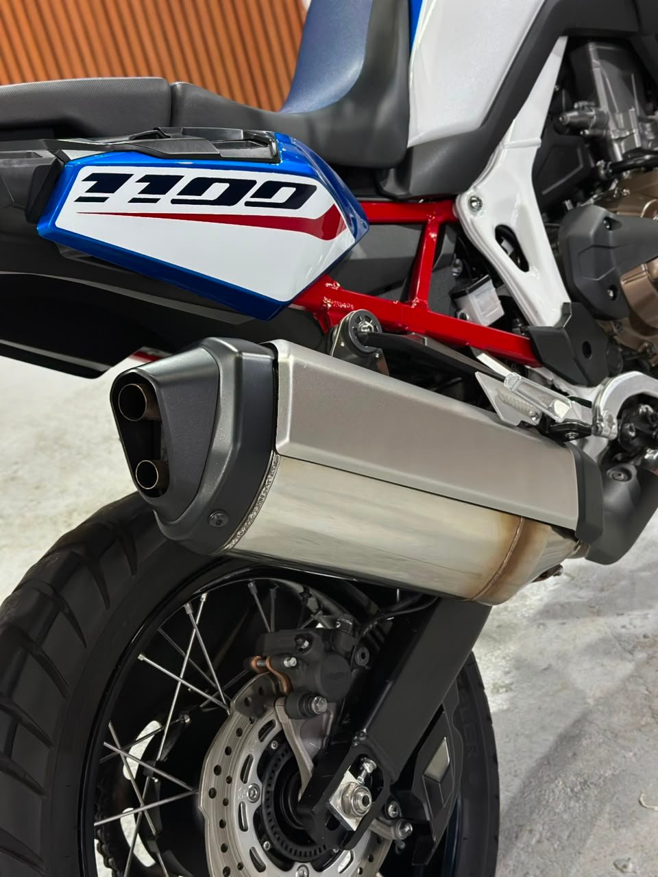 HONDA CRF 1100L AFRICA TWIN DCT 2023/2024 - Imagem 22