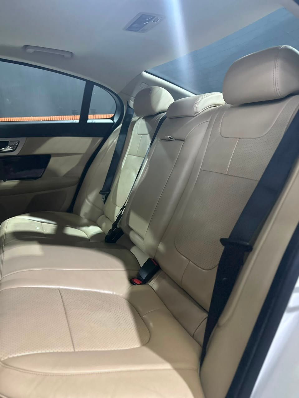 JAGUAR XF 2.0 PREMIUM LUXURY TURBOCHARGED GASOLINA - Imagem 7