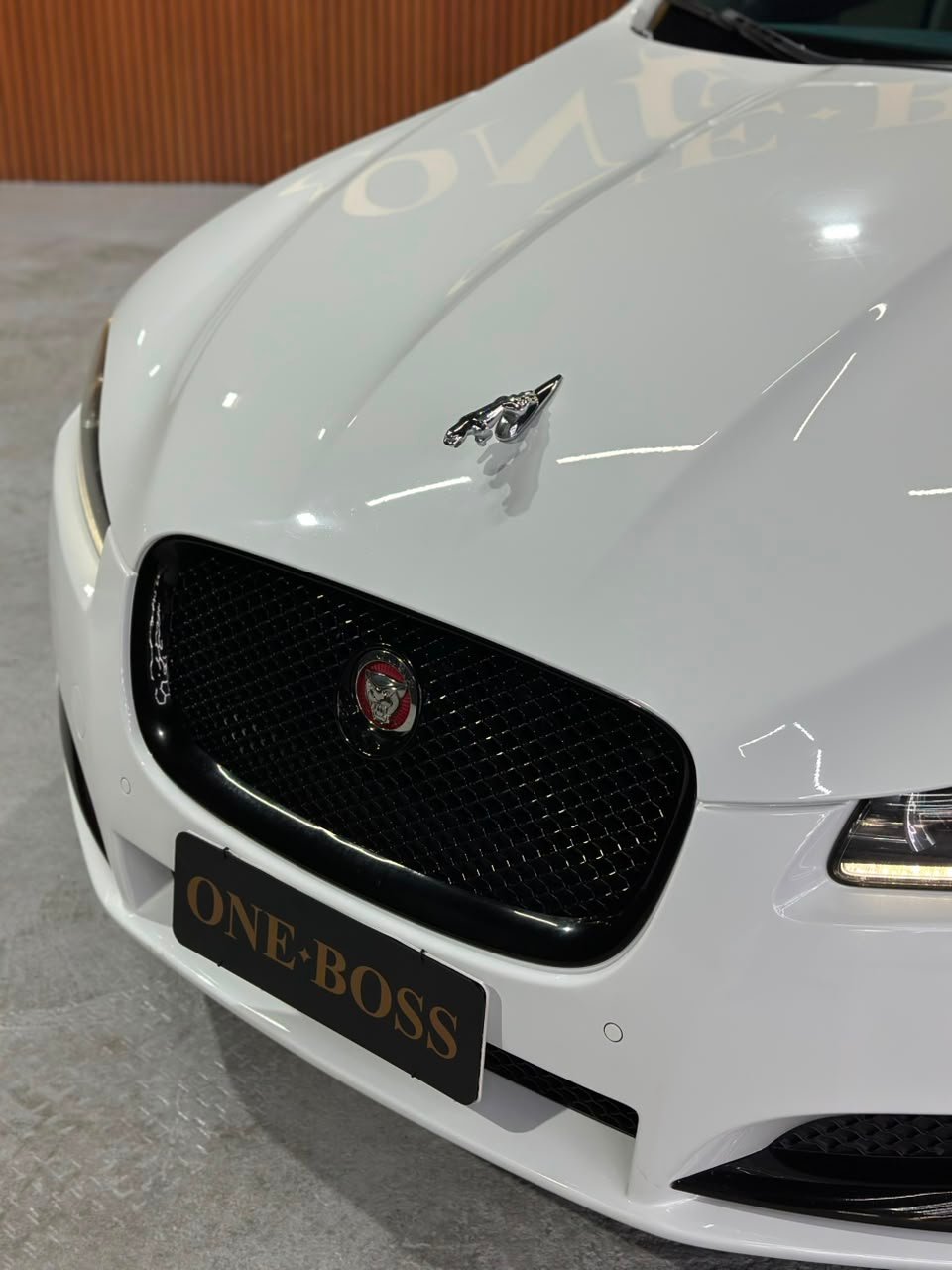 JAGUAR XF 2.0 PREMIUM LUXURY TURBOCHARGED GASOLINA - Imagem 9