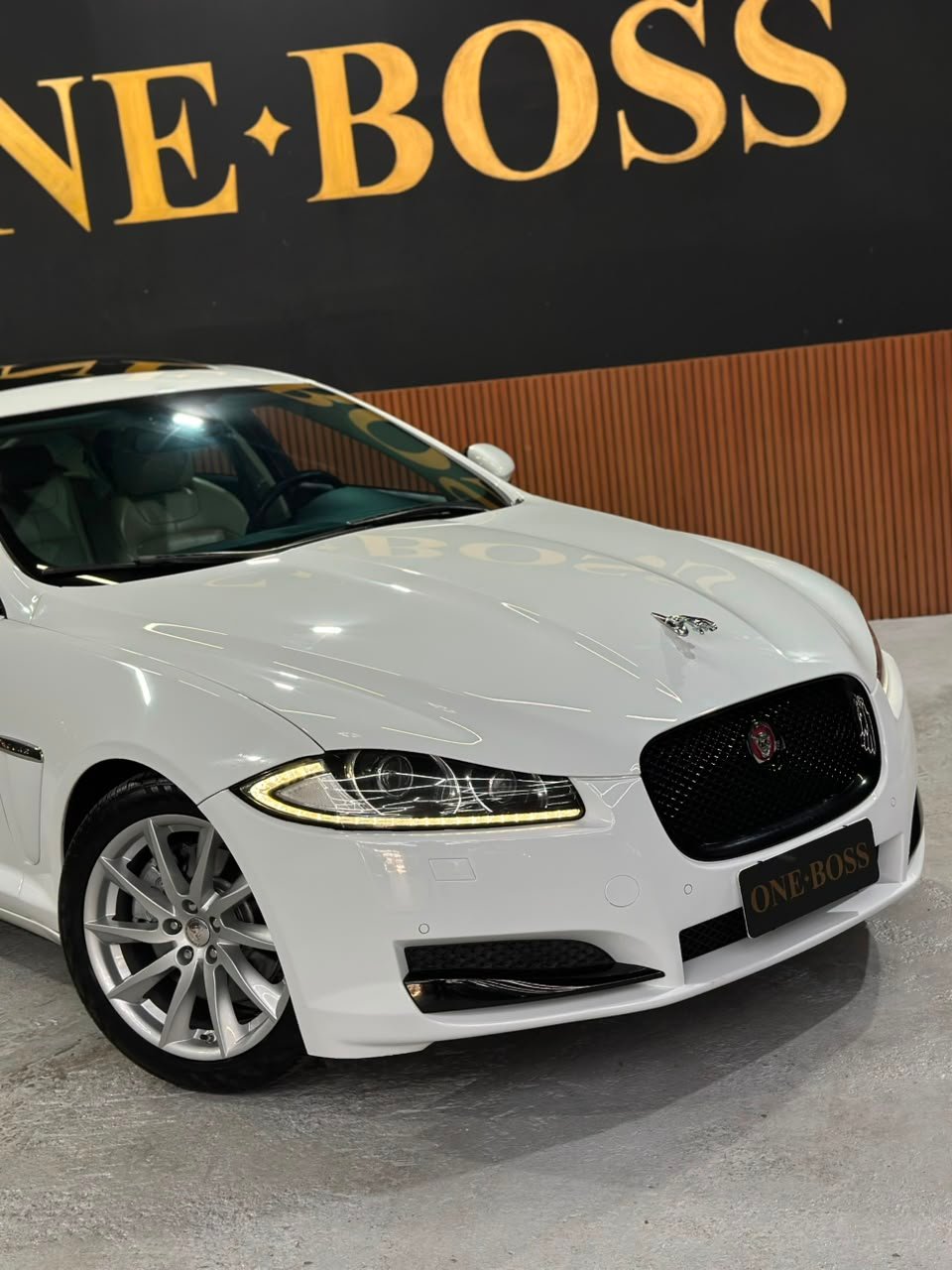 JAGUAR XF 2.0 PREMIUM LUXURY TURBOCHARGED GASOLINA - Imagem 10