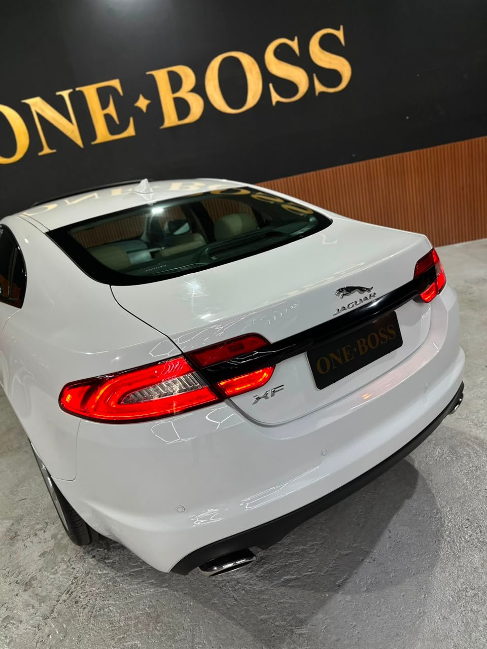 JAGUAR XF 2.0 PREMIUM LUXURY TURBOCHARGED GASOLINA - Imagem 28