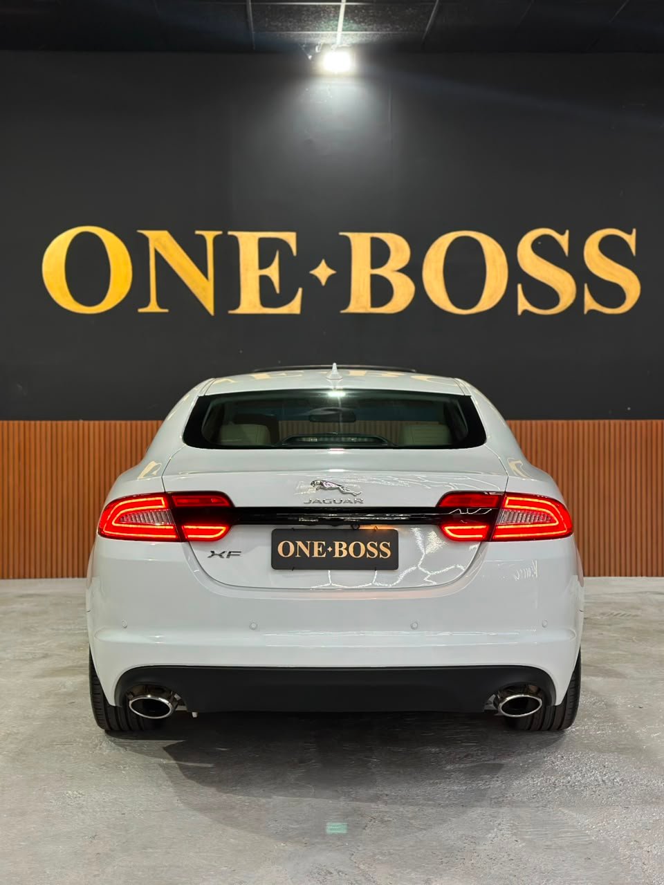 JAGUAR XF 2.0 PREMIUM LUXURY TURBOCHARGED GASOLINA - Imagem 31