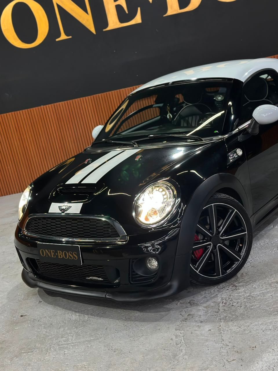 MINI JOHN COOPER WORKS 1.6 COUPE 16V 211CV GASOLINA 2P AUTOMÁTICO 2013/2014 - Imagem 2