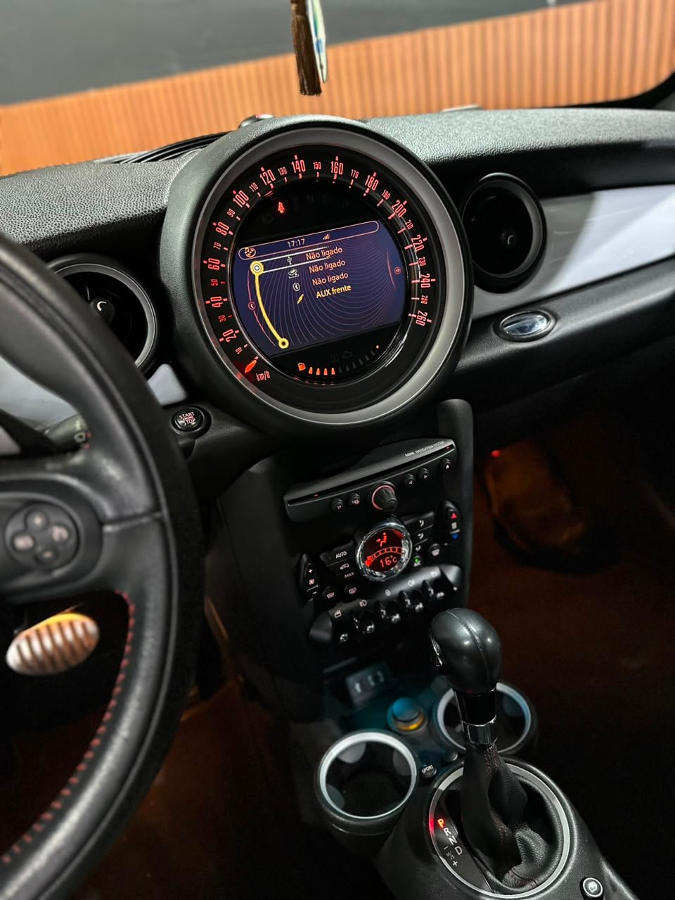 MINI JOHN COOPER WORKS 1.6 COUPE 16V 211CV GASOLINA 2P AUTOMÁTICO 2013/2014 - Imagem 16