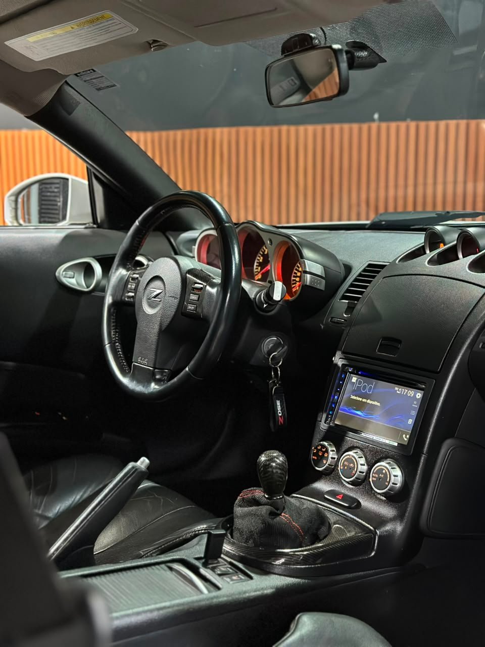 NISSAN 350Z 3.5 V6 GASOLINA MANUAL - Imagem 15