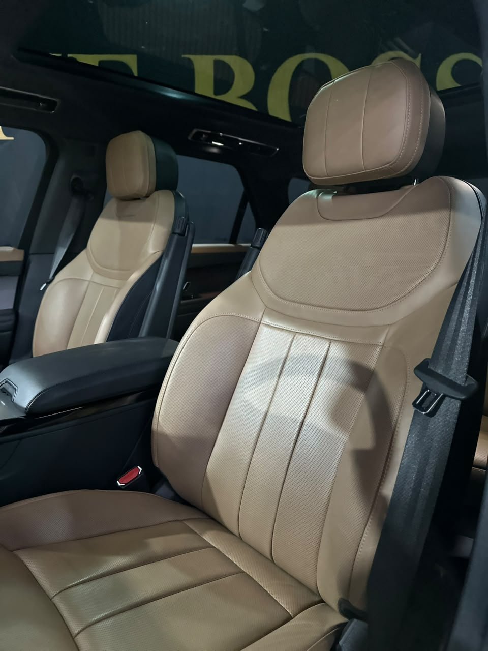 LAND ROVER RANGE ROVER 3.0 D350 TURBO DIESEL MHEV SE AWD AUTOMÁTICO 2022/2023 - Imagem 6